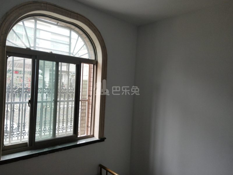 三灶路1450弄9617421卧室图2