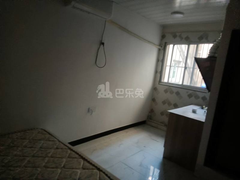 江镇大沟村东街25号（民房）9618664卧室图3