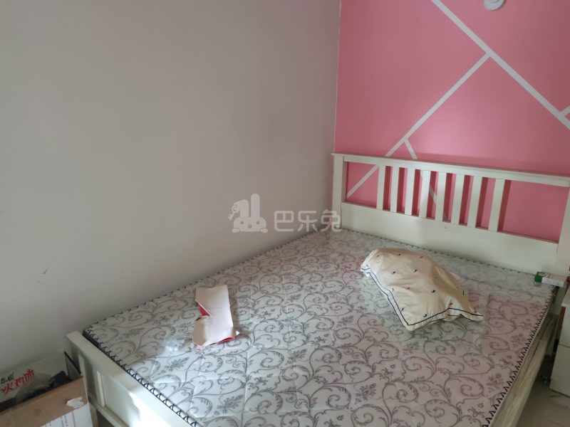 江镇大沟村东街25号（民房）9618666卧室图2