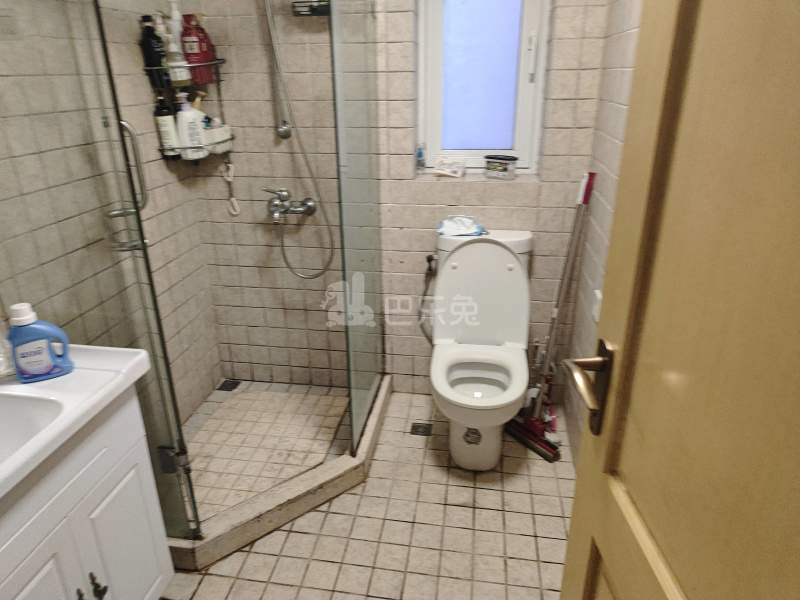 三和花园9625217卫生间图6