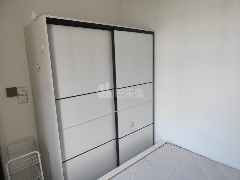 香楠小区（广兰路248弄）9642867卧室图2