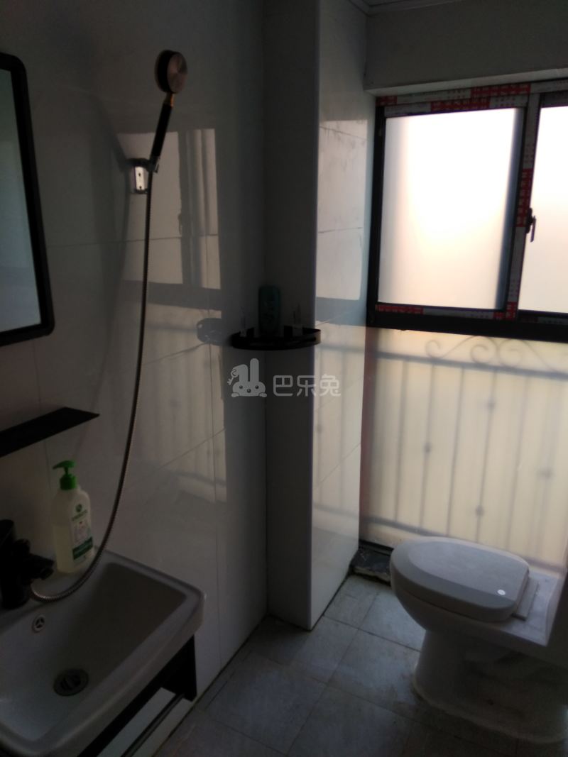 大华兰湖天境9650341卫生间图5