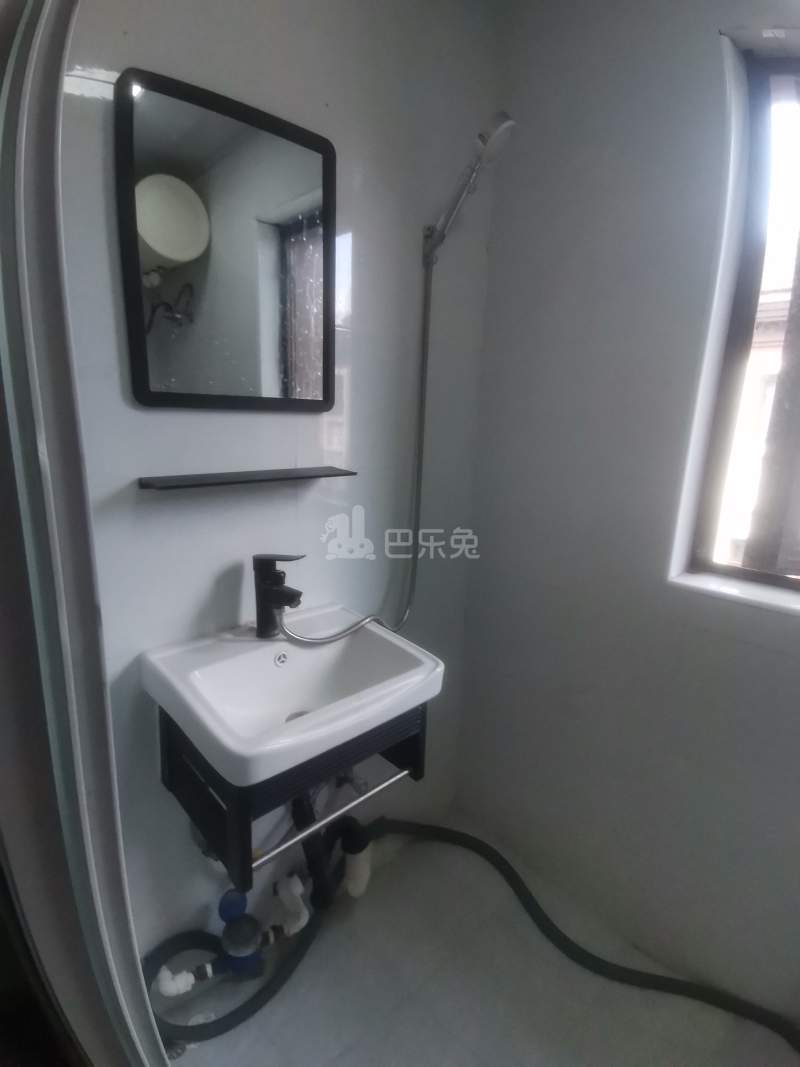 大华兰湖天境9650342卫生间图6