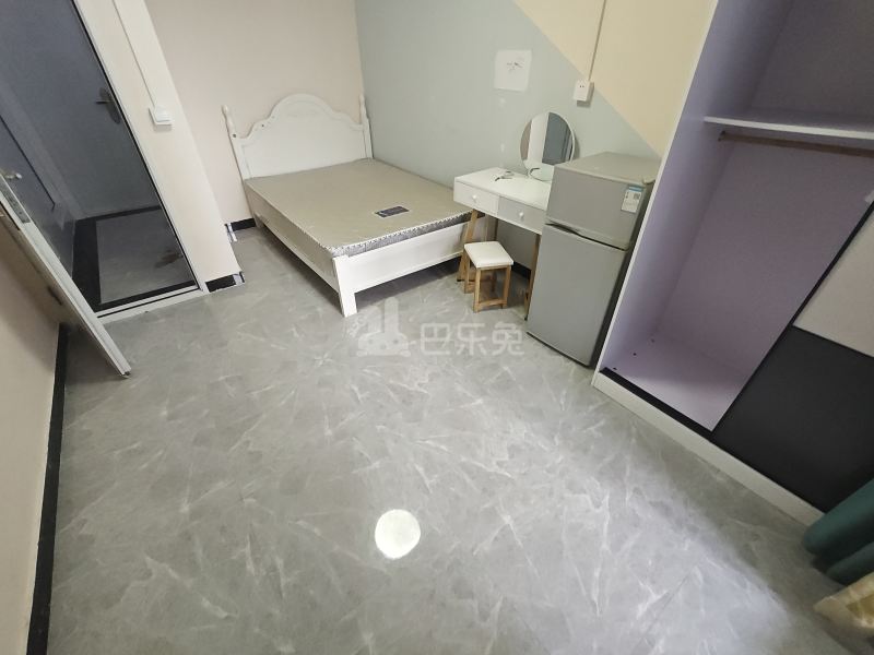 兴龙大厦9657389卧室图1