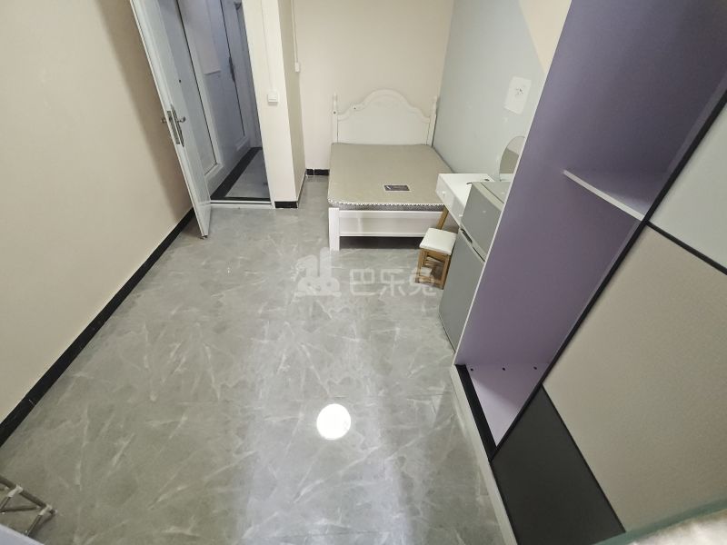 兴龙大厦9657389卧室图0