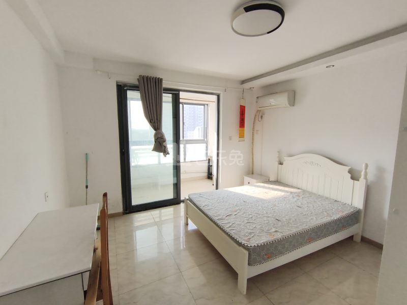 崧泽华城崧文苑（崧泽绿地C区）9666179卧室图0