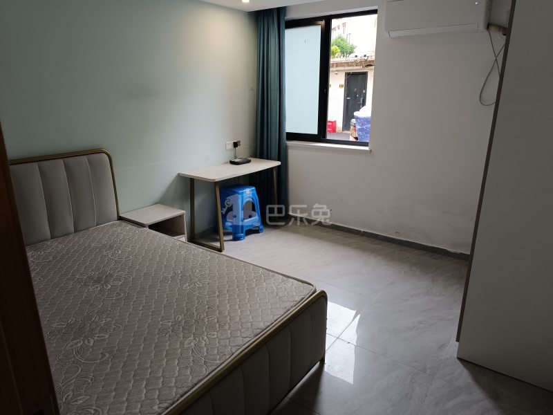 章家巷小区（延长西路526弄）9666441卧室图3