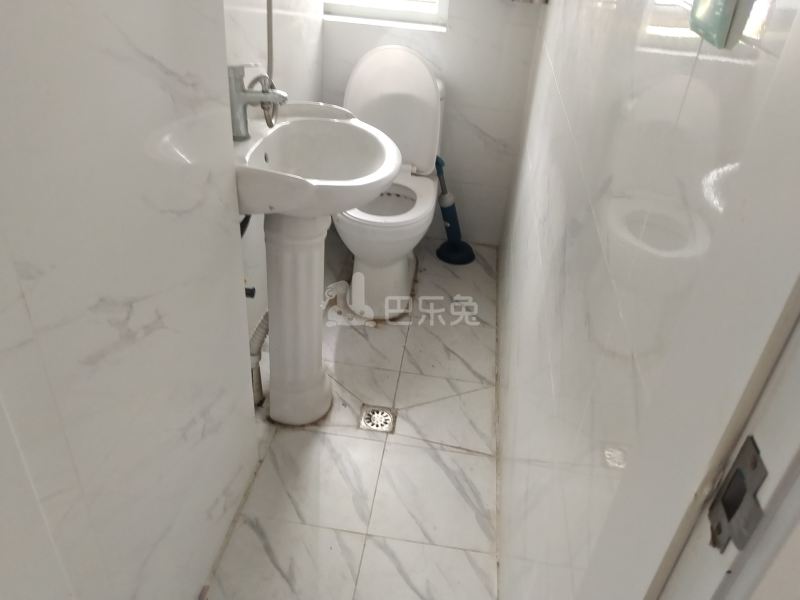 练祁佳城星怡苑五街坊9691742卫生间图10