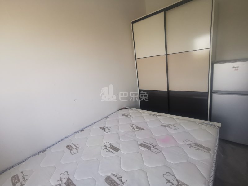 正义村9700738卧室图2