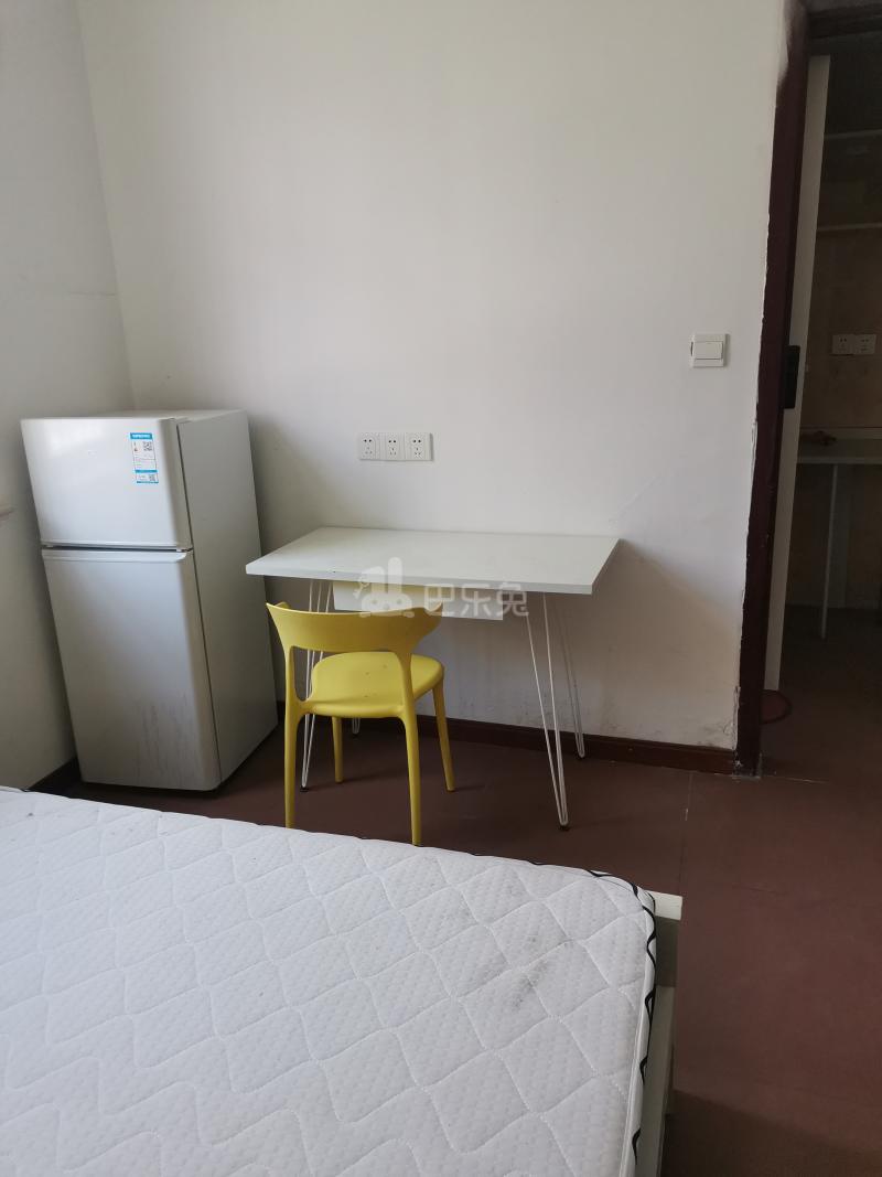 嵩山村（民房）9710887卧室图3