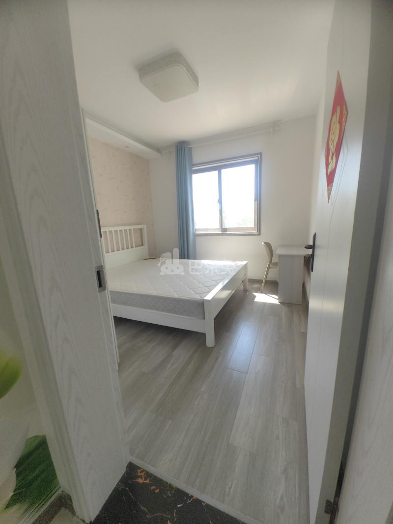 佘北家园紫鹃苑9711138卧室图3