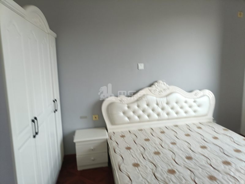 申城佳苑一期C块9712013卧室图1