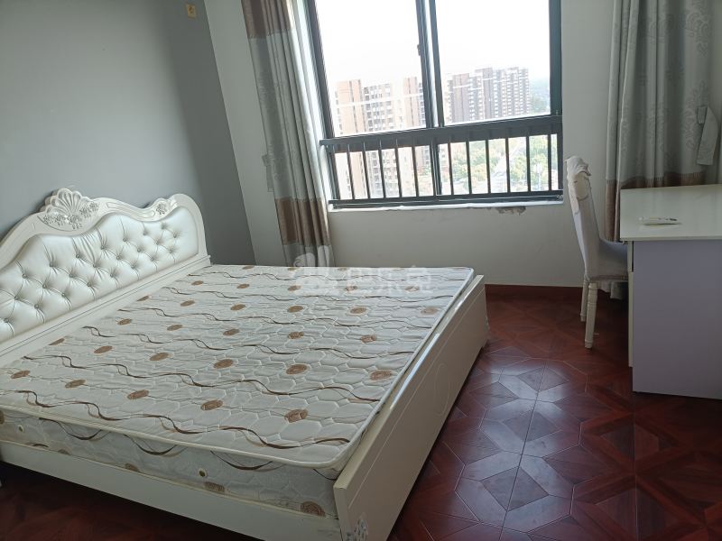 申城佳苑一期C块9712013卧室图8