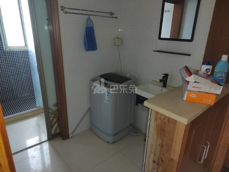 浦江东旭公寓东区6428824卫生间图15