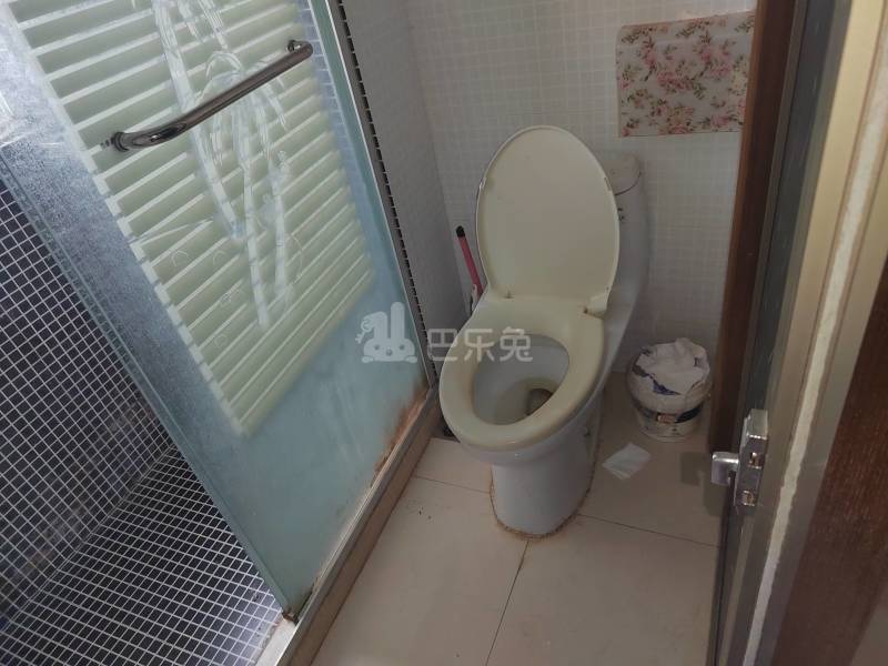 浦江东旭公寓东区6428824卫生间图16