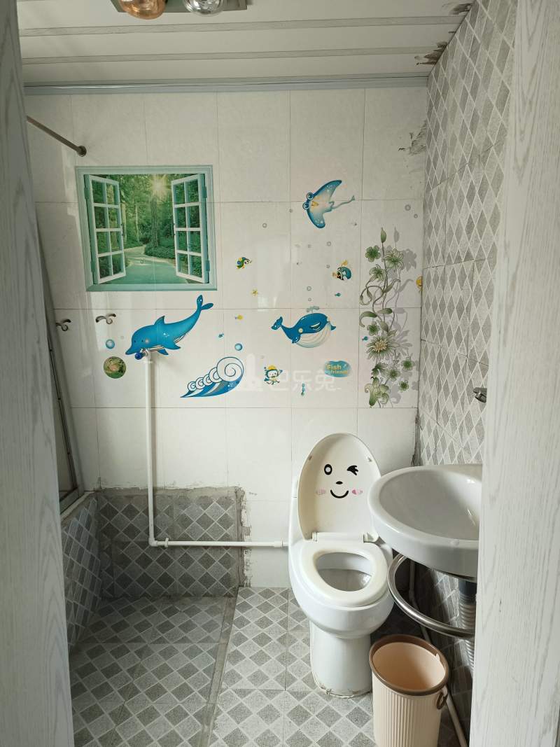 曙光新区9733731卫生间图4