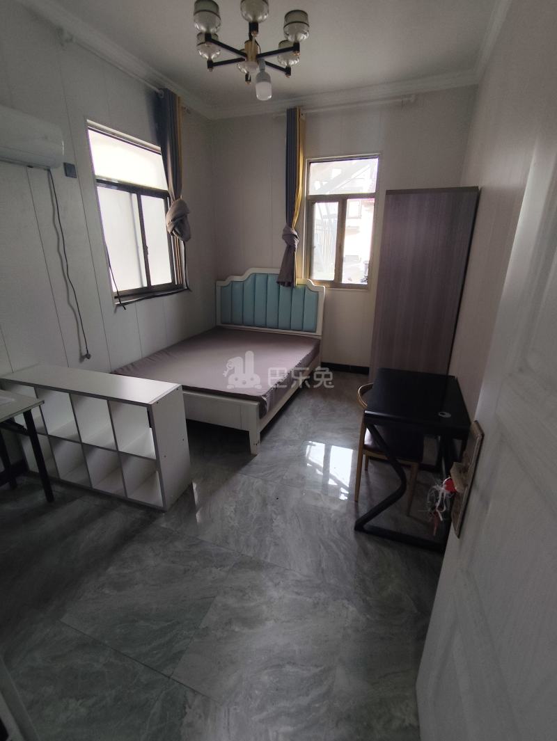 宣桥镇腰路村丰乐三组9735008卧室图0