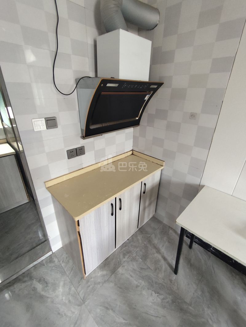 宣桥镇腰路村丰乐三组9735008厨房图4