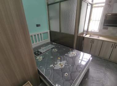 宣桥镇腰路村丰乐三组 