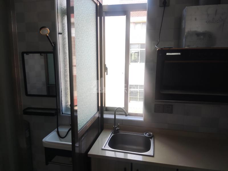 宣桥镇腰路村丰乐三组9735030卧室窗户图6