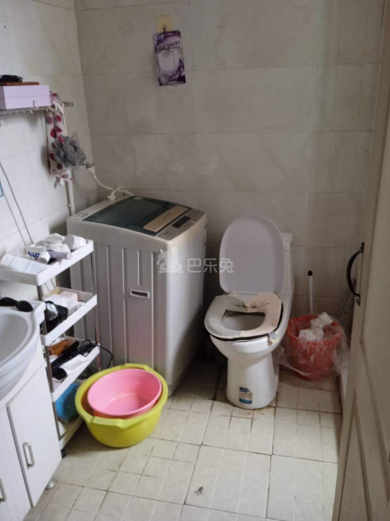 繁荣华庭3913272卫生间图11