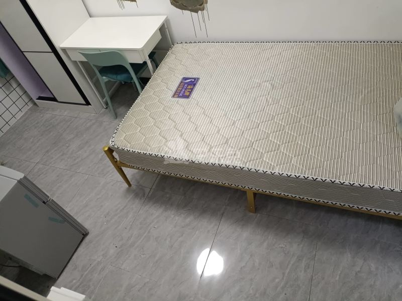 宏华苑小区9801085卧室图3