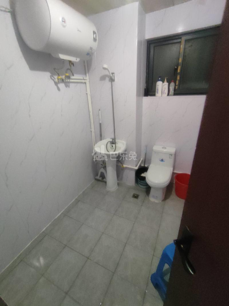 佳龙花园743240卫生间图8