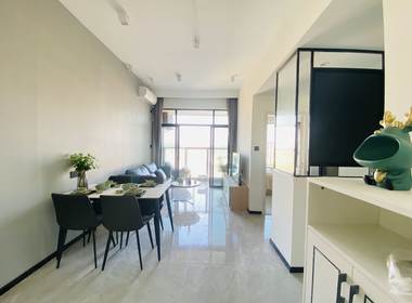 中海日辉台 1室1厅1卫