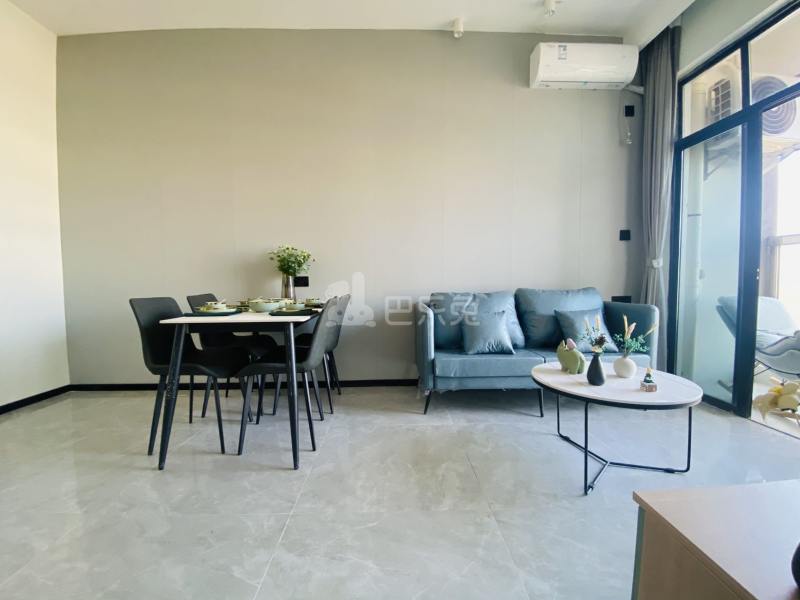 中海日辉台9864989客厅图4