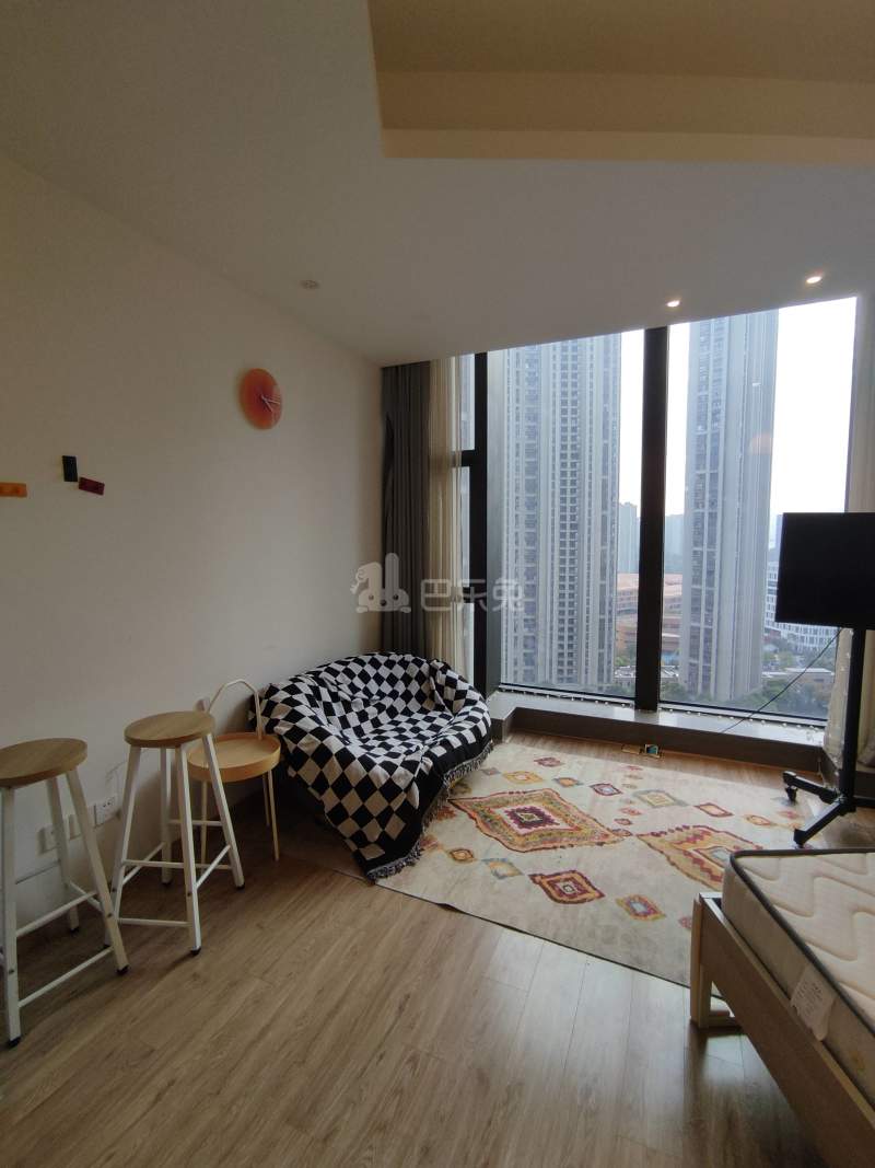 绿地旭辉城9869729客厅图4