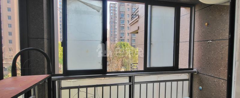 繁荣华庭988977卧室窗户图11