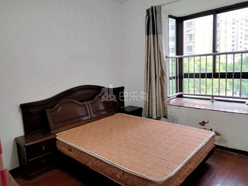 繁荣华庭988979卧室图3