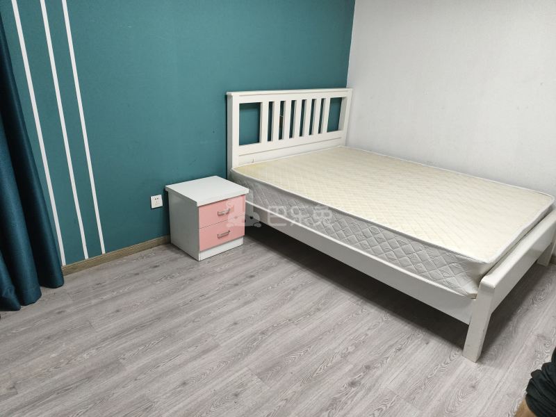 大众春盛苑9889039卧室图0