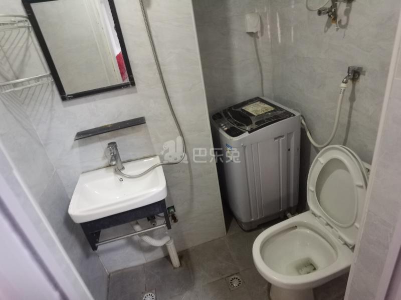 康和苑9894670卫生间图5