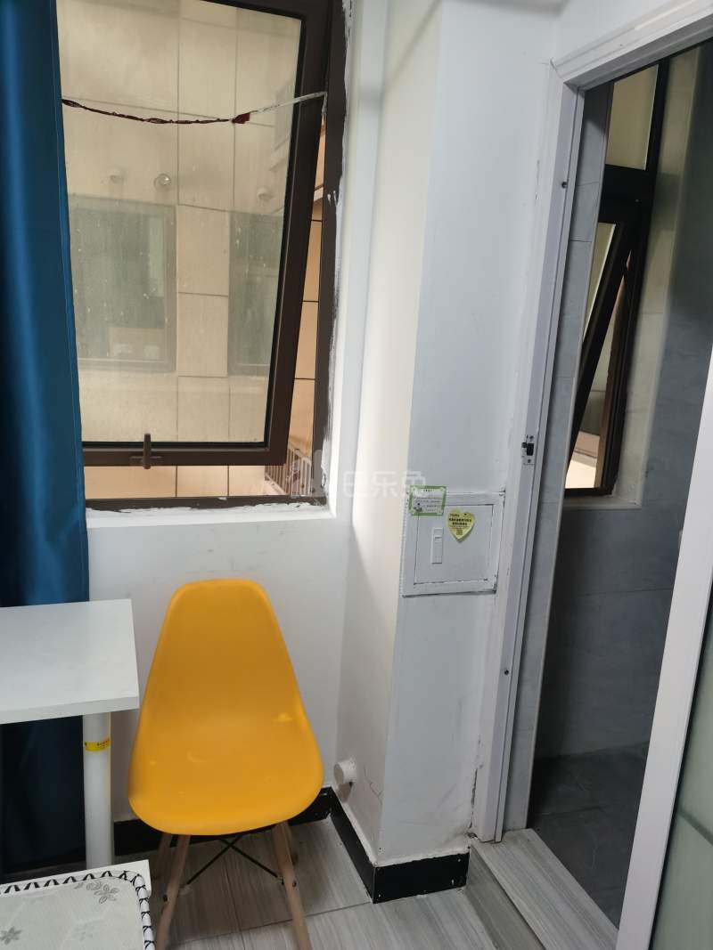 康和苑9894670卧室图3