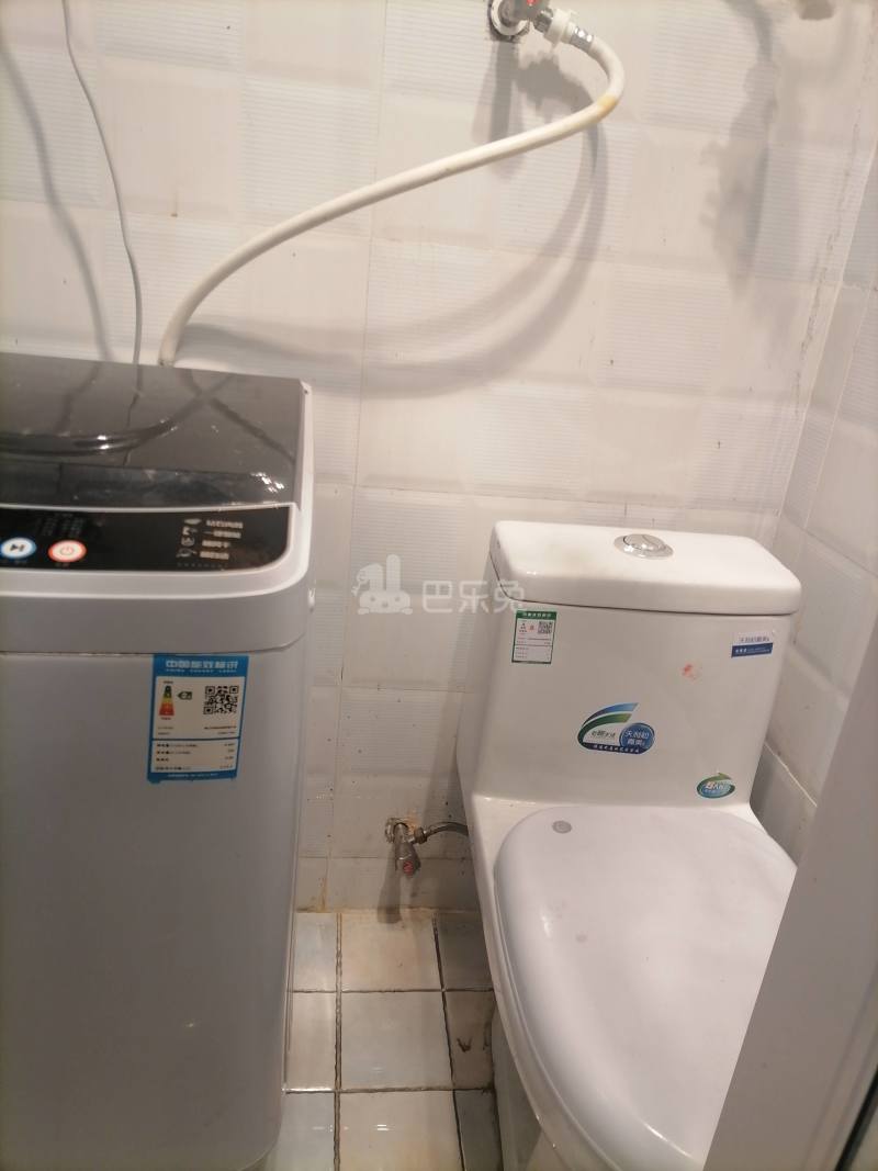 营前村西王家宅9898767卧室窗户图8