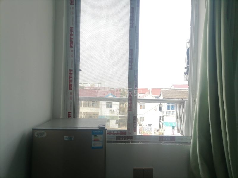 营前村西王家宅9898767卧室窗户图7