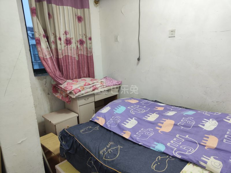 鹤鸣新苑一村989004卧室图0