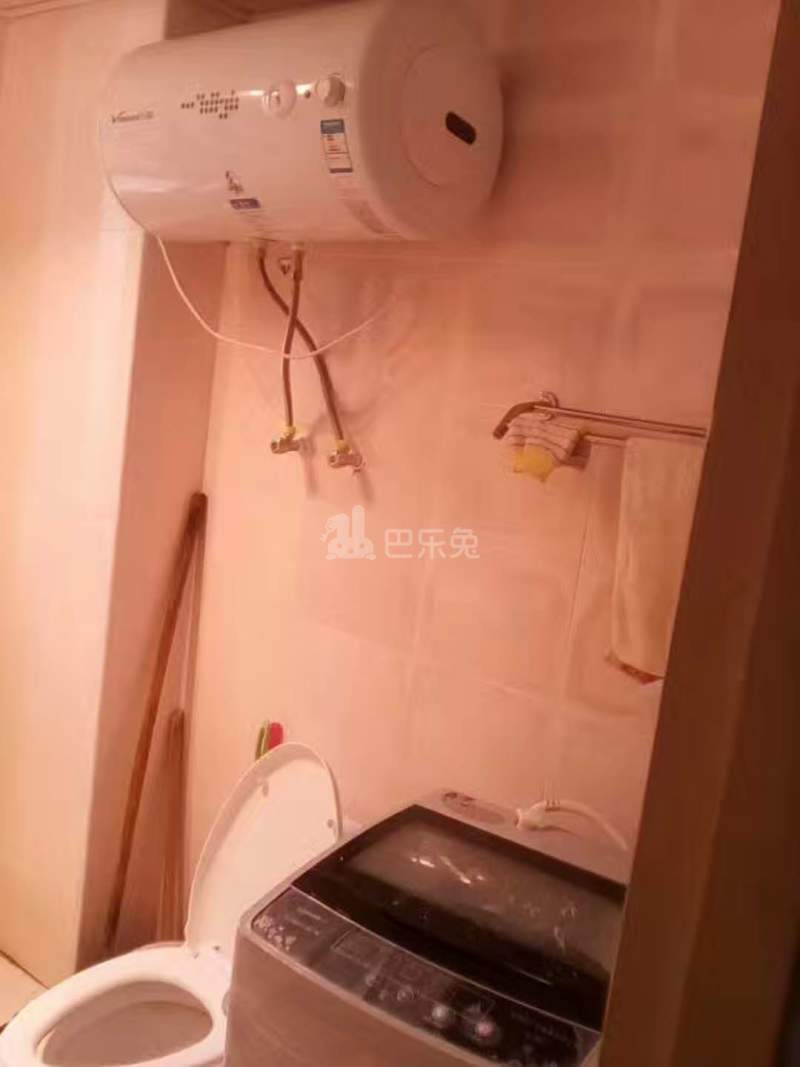 鹤鸣新苑一村989004卫生间图15