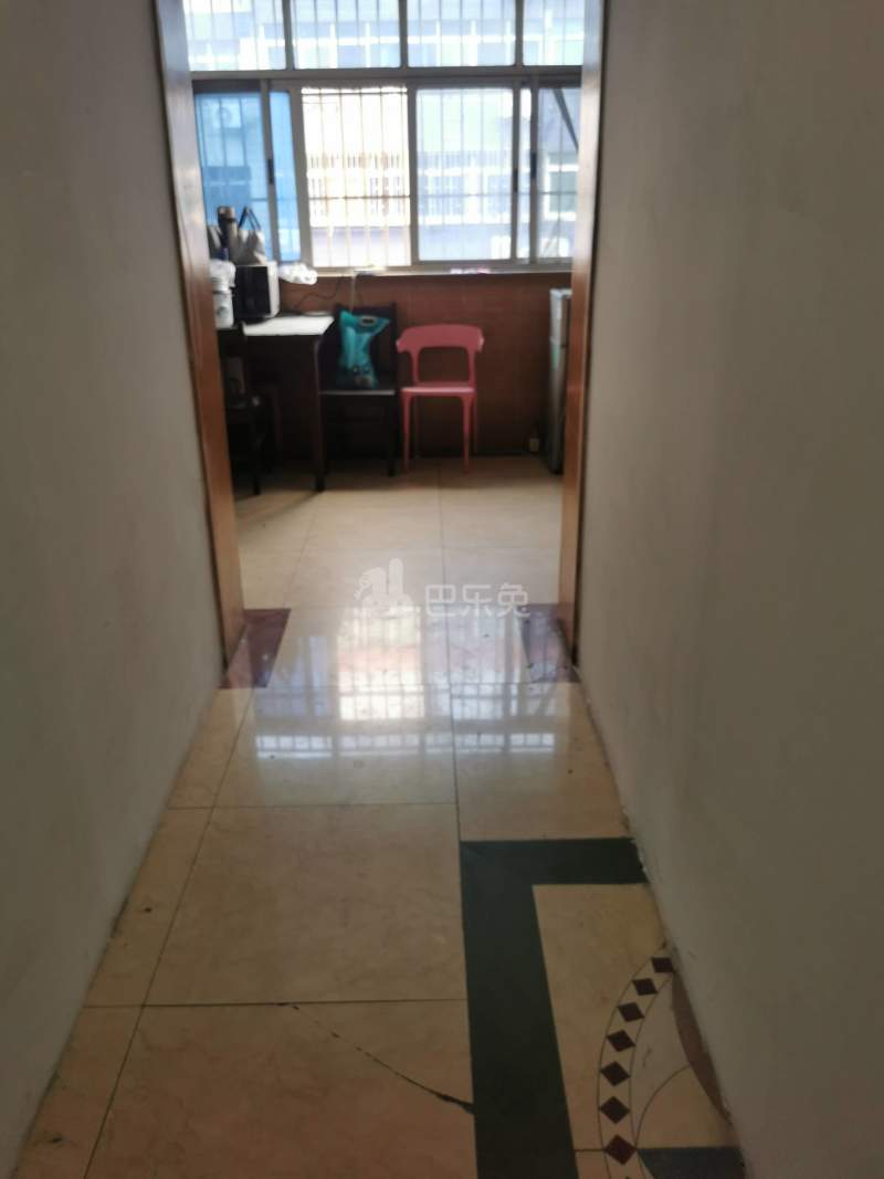 沈巷新村南区（月罗路307弄）9899531客厅图4