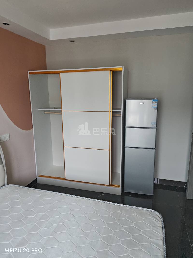 鑫峰苑9907449卧室图2