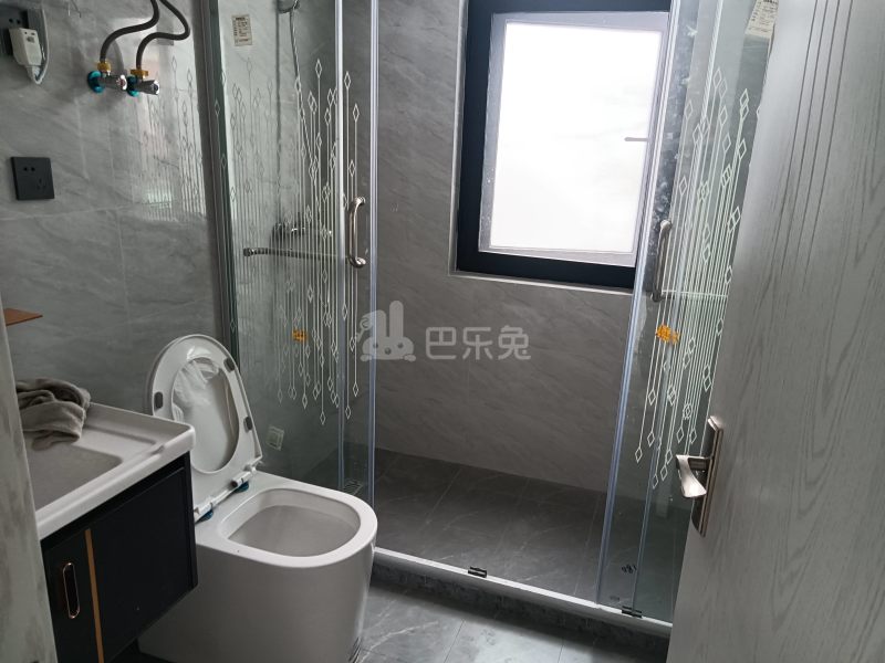 裕隆花园9912739卫生间图12