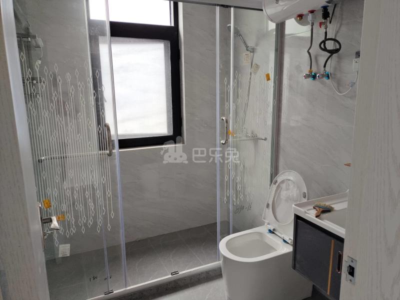 裕隆花园9912739卫生间图13