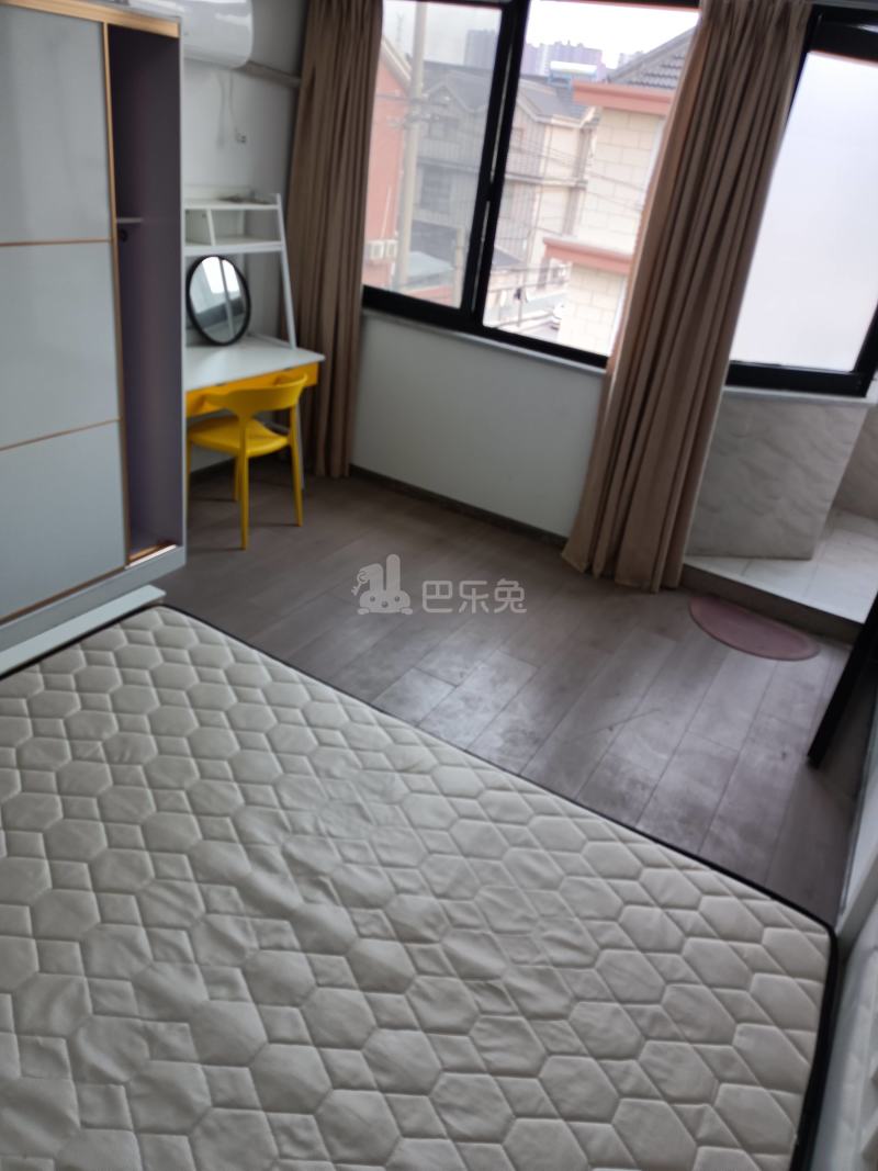 裕隆花园9912739卧室图2