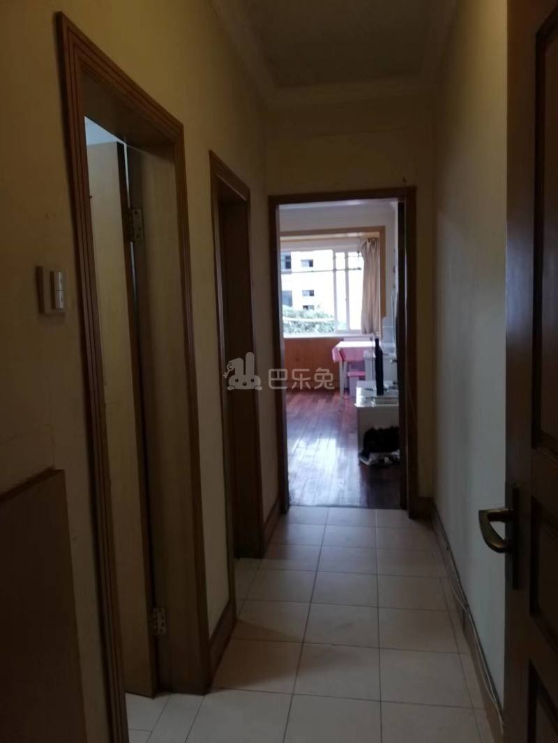 大宁路660弄小区18280306客厅图0