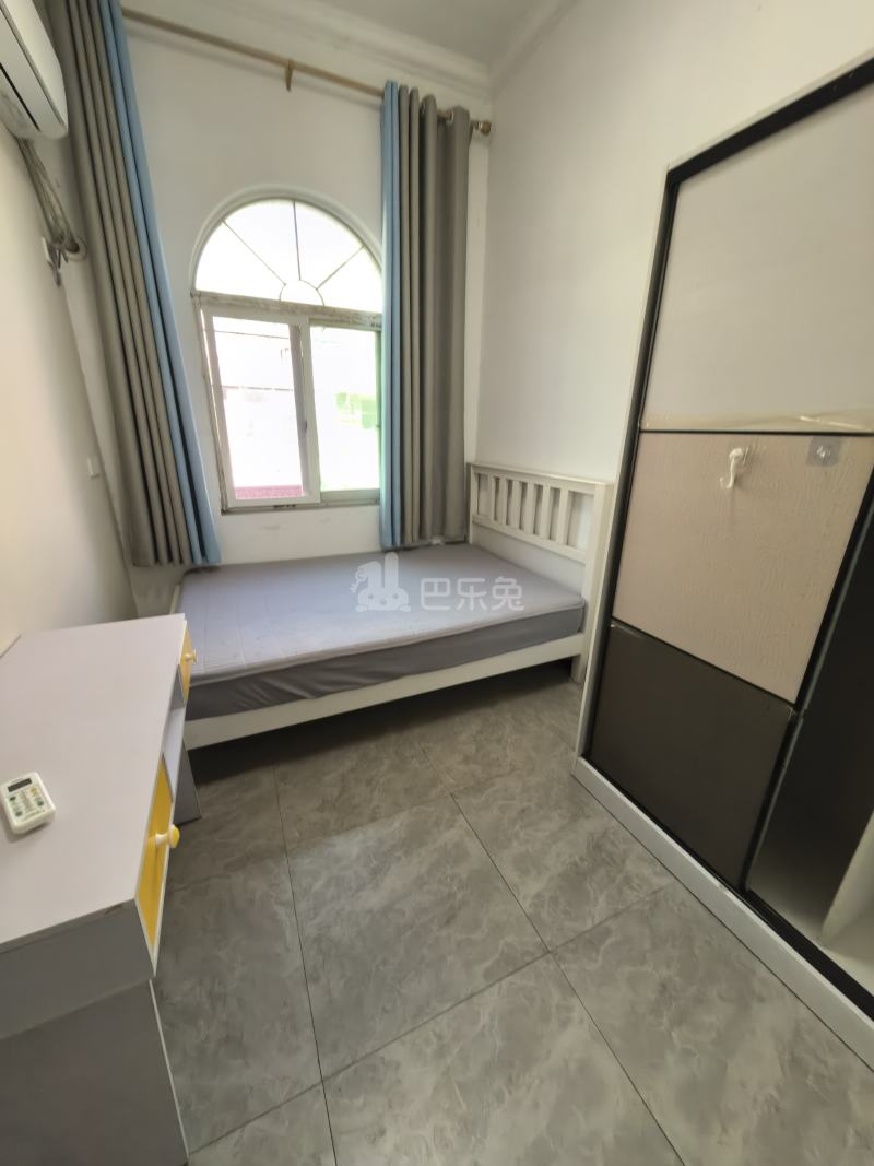 英雄村（民房）9933253卧室图0