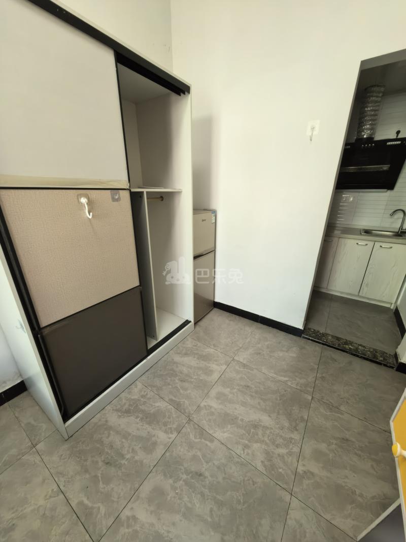 英雄村（民房）9933253卧室图3