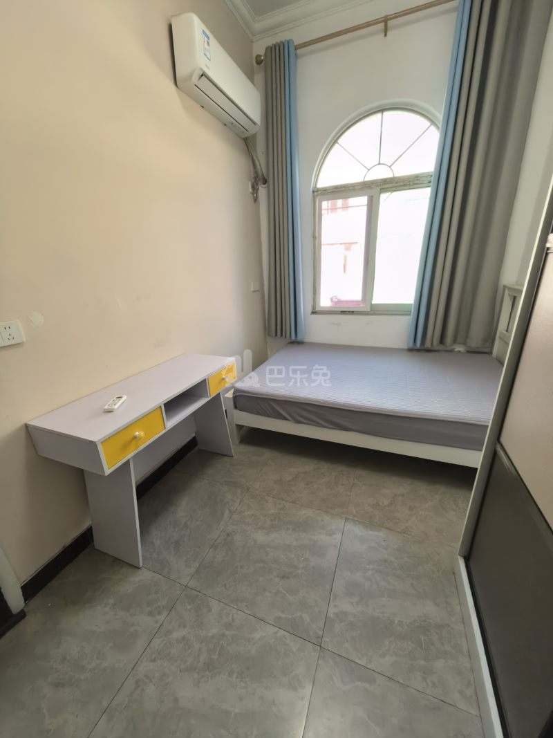 英雄村（民房）9933253卧室图1