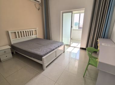 英雄村（民房） 