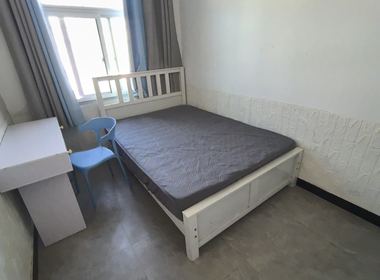 英雄村（民房） 